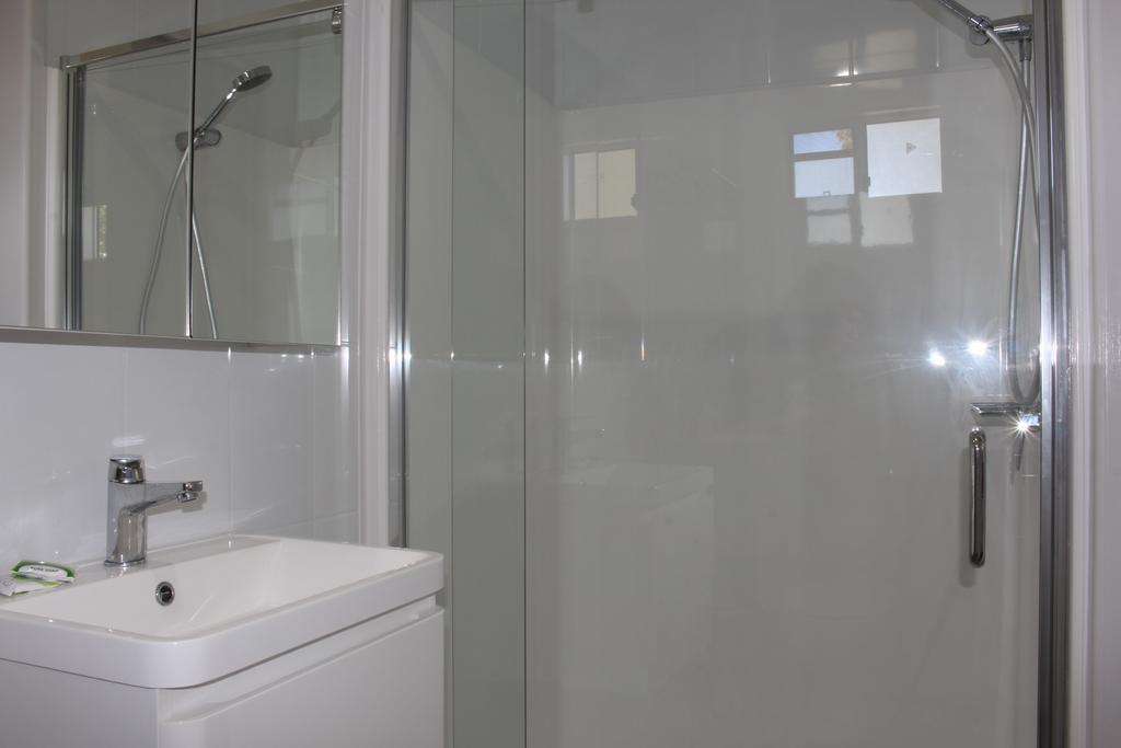 Huntsville Caravan Park Maryborough Room photo